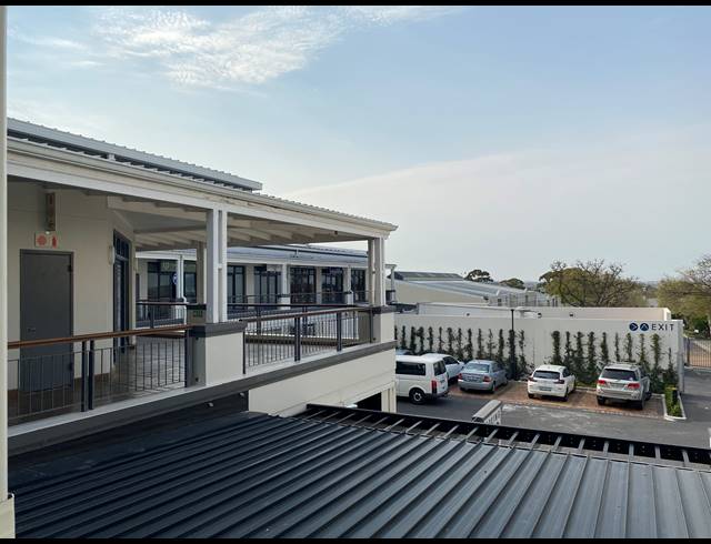76M² RETAIL TO LET IN WESTLAKE